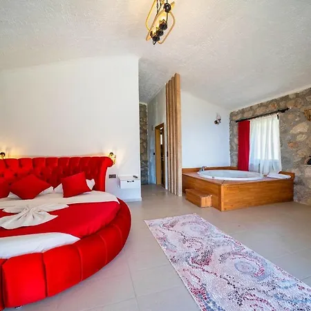 Honeymoon With Private Pool Faralya